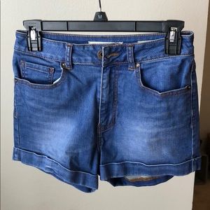 Demon high waisted shorts form PacSun size 5!